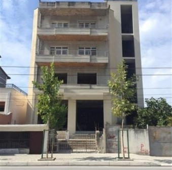 Villa for sale in 10 Korriku area in Vlora.
The villa has a surface of 650 m2 organized in four flo Villa for sale in 10 Korriku area in Vlora.
The villa has a surface of 650 m2 organized in four flo