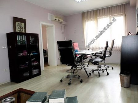 Office for rent in Brigada VIII Street in Tirana.
It is situated on the 3-rd floor of a new buildin