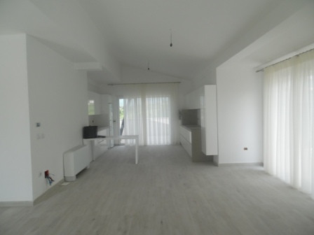 Three bedroom apartment for rent in Lunder area in Tirana.
The apartment is situated in the fourth 