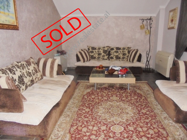 Duplex apartment for rent in Komuna Parisit street in Tirana.
Positioned on the 10 th floor of a ne
