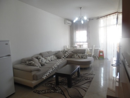 Apartament 1+1 me qera ne zonen e Selvise ne Tirane.
Apartamenti ndodhet ne katin e gjashte te nj Apartament 1+1 me qera ne zonen e Selvise ne Tirane.
Apartamenti ndodhet ne katin e gjashte te nj