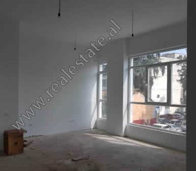 Office space for rent in Shefqet Musaraj street near European University of Tirana in Tirana.

It 