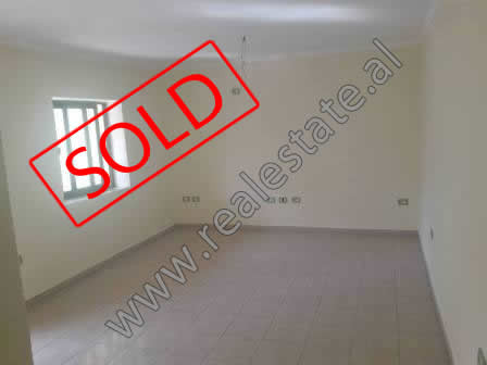 One bedroom apartment for sale in 25 Nentori street in Elbasan.
The apartment has a surface of 50 m