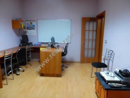 Office apartment for rent close to Zogu I Boulevard in Tirana.
The office is situated on the second