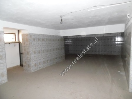 Store space for sale in Haxhi Kika Street in Tirana.
It is located on the ground floor of a new bui