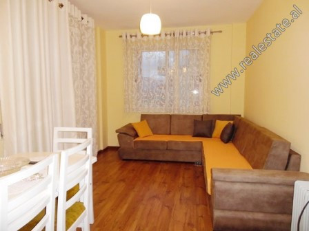 One bedroom apartment for rent in Peti Street in Tirana.
It is located on the 3rd floor of a new bu