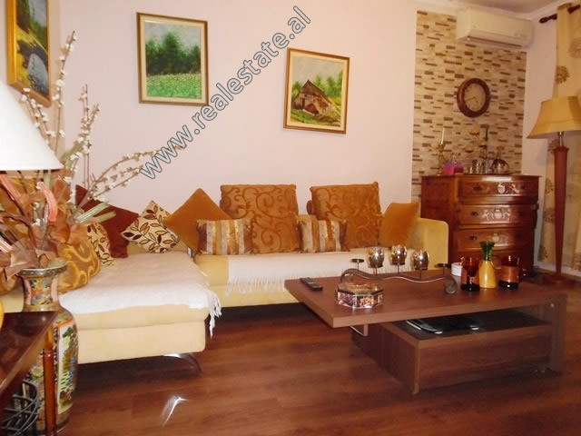 One bedroom apartment for rent in Ali Pashe Gucia Street in Tirana.
It is located on the 3rd floor 