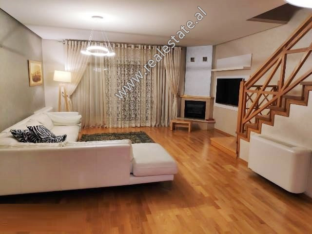 Apartament 2+1 modern me qera te kompleksi rezidencial Kodra e Diellit ne Tirane.
Pozicionohet ne k Apartament 2+1 modern me qera te kompleksi rezidencial Kodra e Diellit ne Tirane.
Pozicionohet ne k