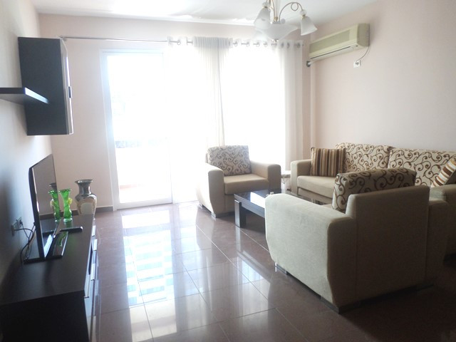 Apartment for rent in the center of Tirana.

Positioned on the 3rd floor of a building with elevat