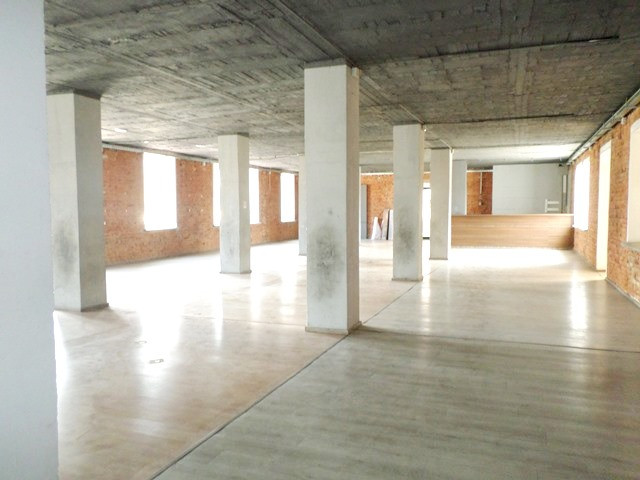Warehouse for rent in Llazi Miho street in Tirane, Albania.

It is located on the second floor of 