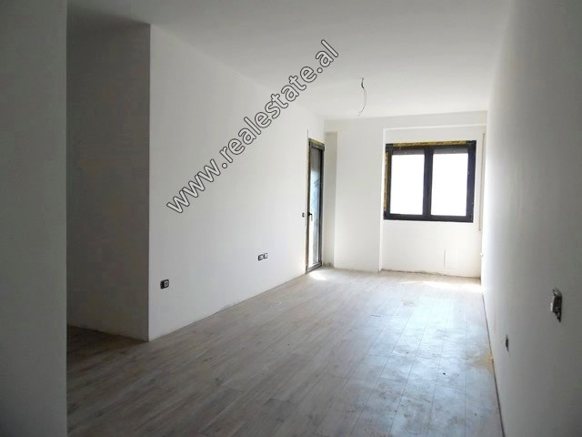 Two bedroom apartment for sale in the beginning of Gjik Kuqali Street in Tirana.
It is situated on 