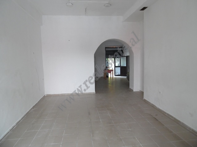 Store space for rent in Pjeter Budi street in Tirana, Albania.
It is located on the ground floor on