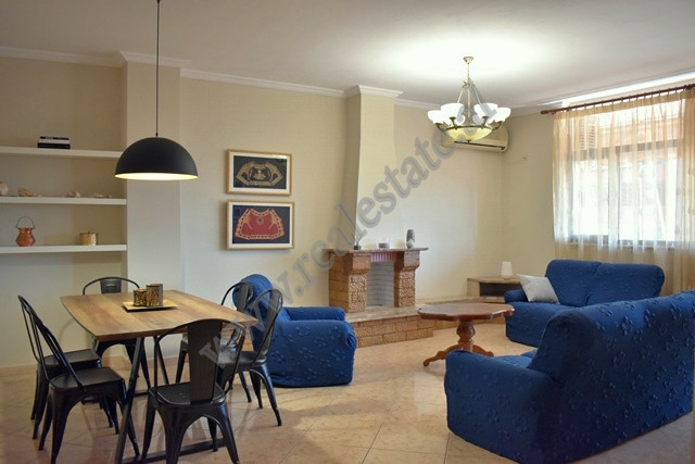 Three bedroom apartment for rent close to the Faculty of Natural Sciences in Tirana.
It is situated