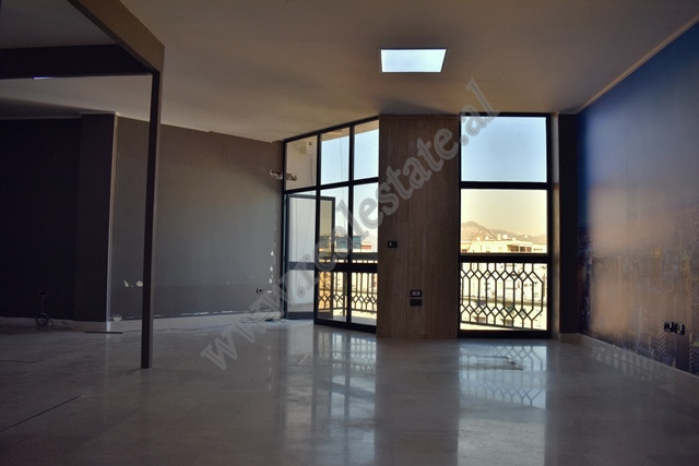 Duplex apartment for rent in Kavaja street in Tirana, Albania.
It is located on the 5-th floor of a