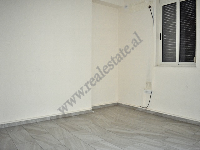 Office for rent in Fortuzi Street in Tirana.
It is situated on the first floor of a 3-storey buildi