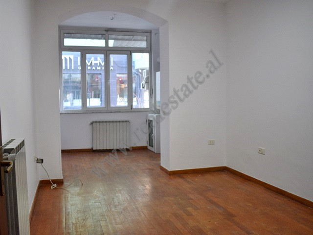 Office space for rent in Brigada VIII Street in Tirana.
It is situated on the second floor of a 4-s