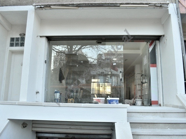 Store space for rent near Kinostudio area&nbsp;in Tirana, Albania.
It is situated on the ground flo