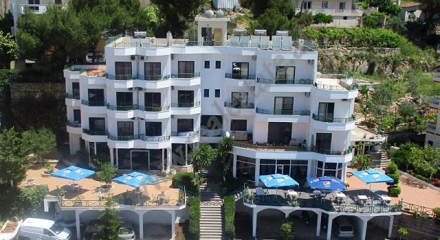 4-storey hotel for rent in Saranda.
Recently renovated and with very modern conditions, with sea vi 4-storey hotel for rent in Saranda.
Recently renovated and with very modern conditions, with sea vi