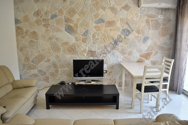 One bedroom apartment for rent in Peti street&nbsp;in Tirana.&nbsp;
The apartment is situated on th