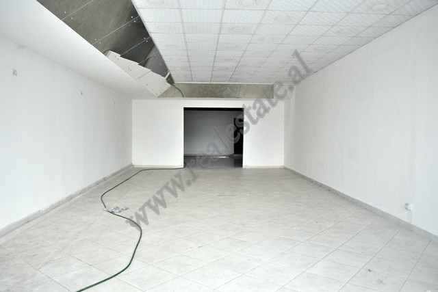 Store spaces for rent in 29 Nentori Street in Tirana.
The spaces have an area of 300 and 400 m2 res