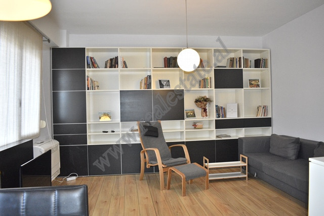 One-bedroom apartment for rent behind Partizani High-school i8n Tirana&nbsp;
The house is located o