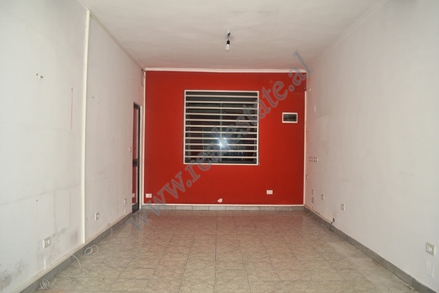 Storee for rent in Durres Street, on first floor by the main road with a staircase.
The total space