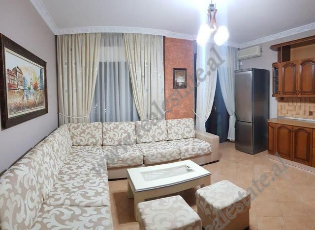 Apartament 2+1 me qira prane rruges Medar Shtylla ne Tirane.
Apartamenti ndodhet ne katin e pe Apartament 2+1 me qira prane rruges Medar Shtylla ne Tirane.
Apartamenti ndodhet ne katin e pe