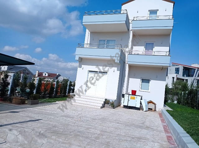 Three storey villa for rent close to TEG shopping center in Tirana.
The villa has a land area of 50