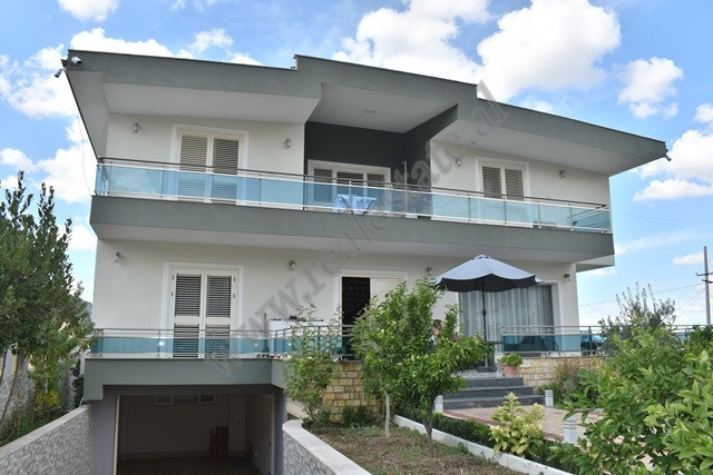 Vila for rent in Herman Gmeiner street in Tirana, Albania.
It has a land surface of 700 sqm and a c