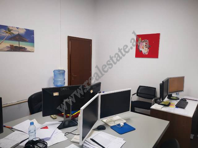 Office for rent in Donika Kastrioti street in Blloku area in Tirana, Albania.
It is located on the 