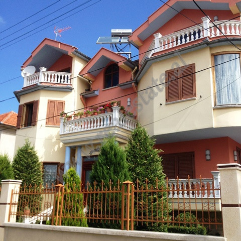 Four-storey villa for sale in Gjon e Ndreci Pendavinji street in Korca, Albania.
The villa was buil