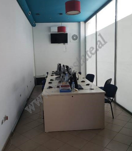 Office for sale in Zogu I Boulevard in Tirana.
It is situated on 1-st floor of a new building on th