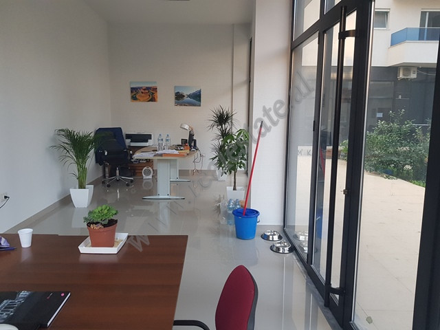 Business/office space for sale in Arkitekt Sinani street in Tirana

The office is part of a new bu