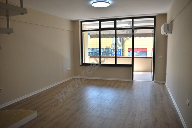 Duplex for rent in Urani Pano Street, in the Center of Tirana, Albania.
It is positioned on the 4th