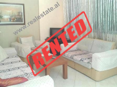 Apartament 2+1 me qera prane Bulevardit Zogu I ne Tirane.

Apartamenti ndodhet ne nje zone te qete