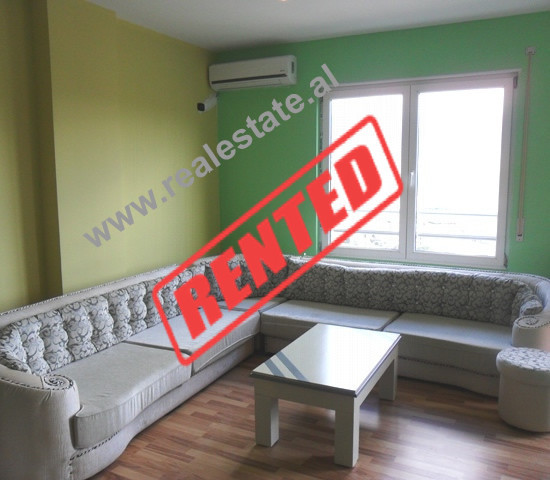 Apartament 2+1 me qera ne rrugen Selita e vogel ne Tirane.

Apartamenti ndodhet ne katin e 4-te nj