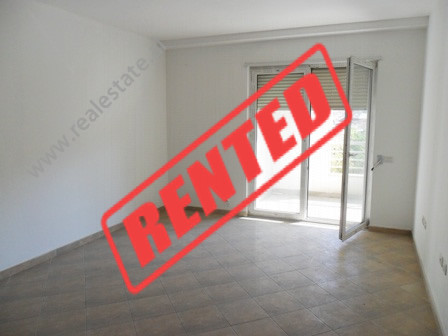Apartment for office for rent close to the Park of Tirana.

It is situated on the 4-th floor in a 