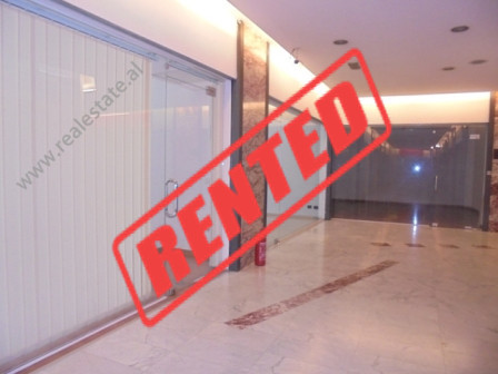 Business space for rent in Tirana.
The property is located inside of a business center in Tirana.
