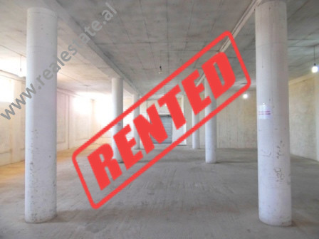 Three&nbsp;storey warehouse for rent in Myslym Keta street at Komuna e Dajtit in Tirana.

It has a