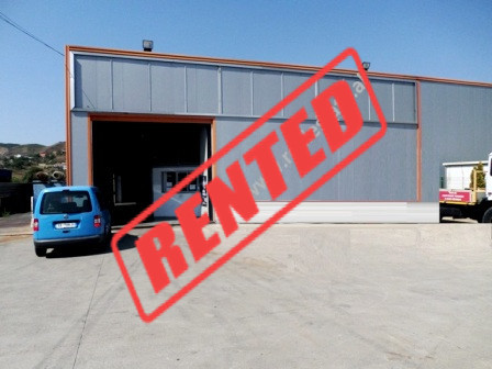 Warehouse for rent in Tirana-Durres highway in secondary street.

The environment has a surface of