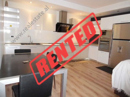 Apartament 2+1 me qera ne rrugen Shyqyri Brari ne Tirane

Ndodhet ne katin e 3-te te nje pallati t