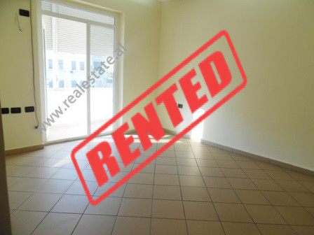 Office for rent close to Ministry of Justice in Tirana

It is situated on the 3-rd floor of an old