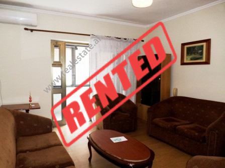 Apartament 2+1 per ne rrugen Sulejman Pasha ne Tirane.

Apartamenti ndodhet ne katin e dyte te nje