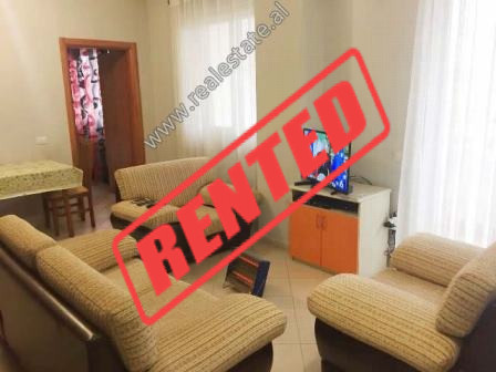 Apartament 1+1 me qera ne rrugen Millosh Shutku ne Tirane.

Pozicionohet ne katin e 6-te te nje pa