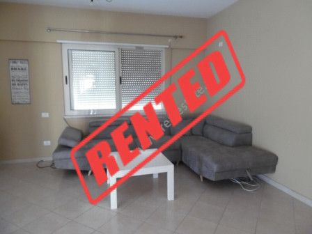 Apartament 4+1 me qera ne rrugen Hamdi Sina ne Tirane.

Nodhet ne katin e gjashte dhe te fundit te