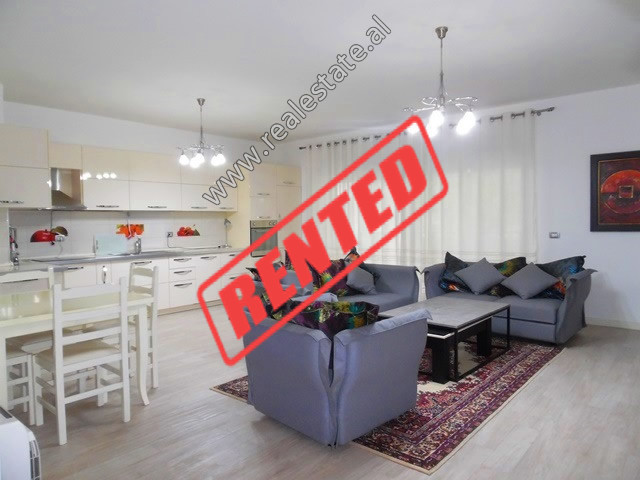 Apartament 3 + 1 me qera prane Fakultetit Juridik ne Tirane.

Ndodhet ne katin e 2-te ne nje palla