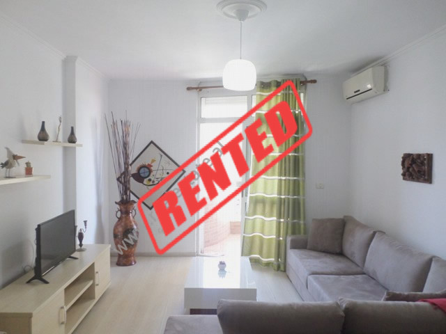 Apartament 1+1 me qera te bulavardi Gjergj Fishta ne Tirane.

Ndodhet ne katin e trembedhjete te n