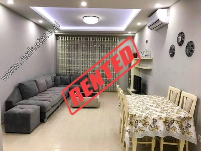 Apartament 2+1 me qera perballe Shkolles Don Bosko ne Tirane.

Ndodhet ne katin e pare banimi te n