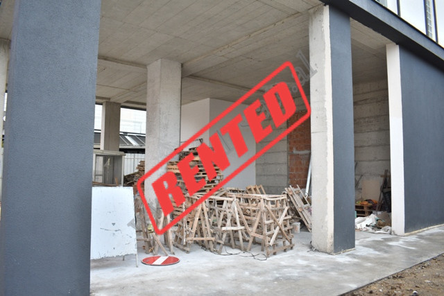 Store space for rent on Elbasani street in Tirana, Albania.
It is located on the ground floor of a 