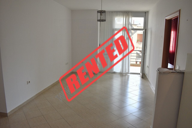 Apartament 1+1 me qira ne rrugen Pjeter Budi ne Tirane

Ndodhet ne katin e 4 te nje pallati te ri 